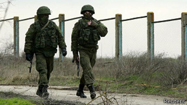 Российские солдаты в Крыму