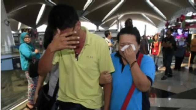 හඬා වැළපෙන ඥාතීන් 