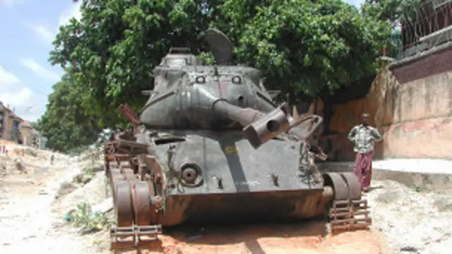 tank in Mogadishu, BBC