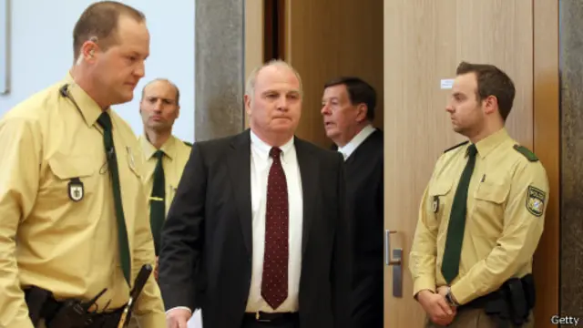 Ули Хёнесс в суде