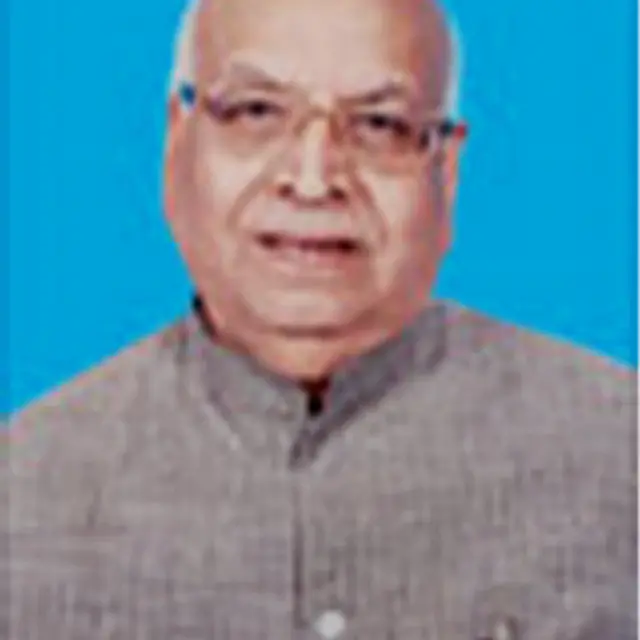 लाल जी टंडन लखनऊ की सीट नहीं छोड़ने पर अड़े.