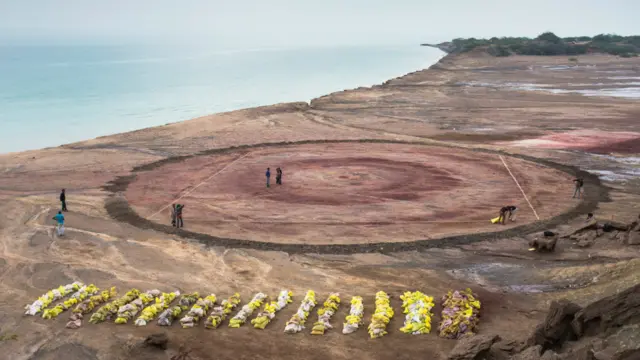 انتقال طرح داماهی بر جایگاه اجرای فرش