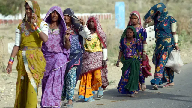 چیف جسٹس نے بھی اپنے ریمارکس دیتے ہوئے کہا کہ حکومتِ سندھ کو کتنے بچوں کی ہلاکت کے بعد ہوش آیا۔