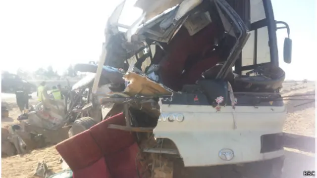 الأتوبيس المحطم