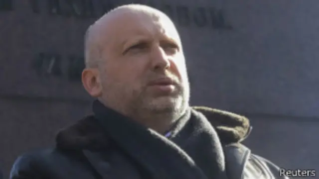 صدر کا کہنا ہے کہ یوکرین کرائمیا میں فوجی مداخلت نہیں کرے گا