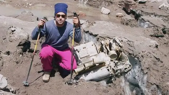 Membro da equipe que encontrou o Star Dust (AP)