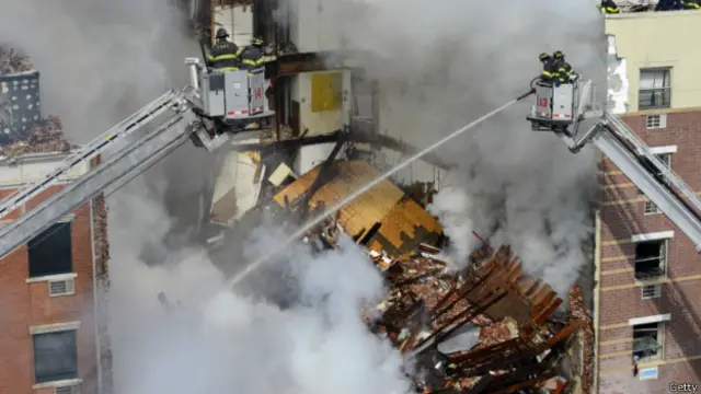 紐約公寓樓坍塌現場(2014年3月12日)