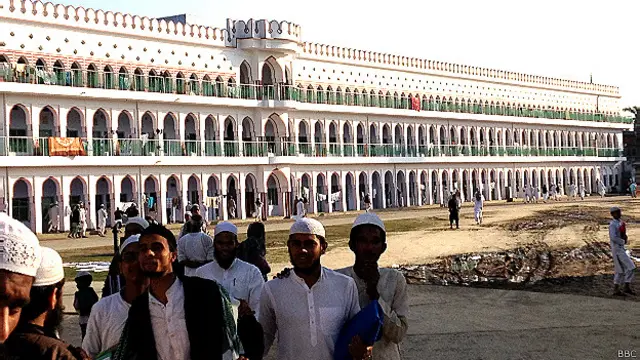 दारुल उलूम देवबंद 