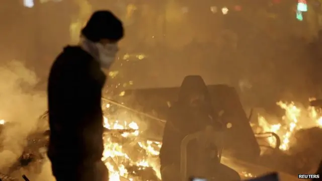 مظاهرات الأربعاء تصعد الضغط على رئيس الوزراء التركي