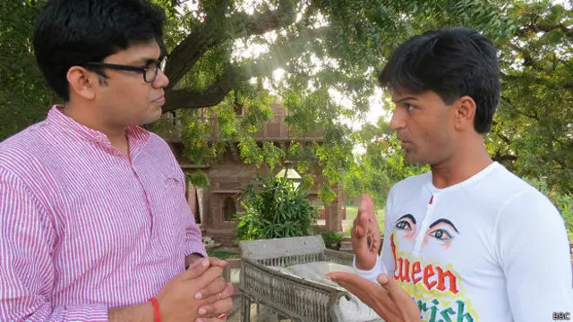 (सुशांत एस मोहन और क्वीन हरीश)