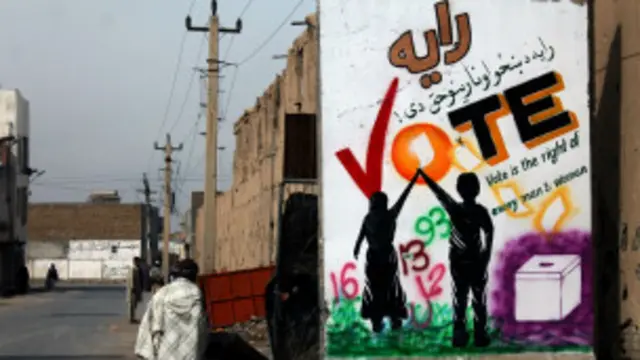 چارواکي وايي د ۵۵ نوماندان تحصیلي اسناد بشپړ نه وو، دریو کسانو په تذکرو کې لاسوهنه کړې وه او د ۲۹ نورو عمرونه له شرایطو سره برابره نه وو.