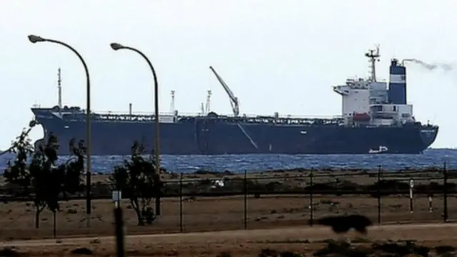 مسؤول كوري قال إن الناقلة "مورنينغ غلوري" تديرها شركة يوجد مقرها في مصر.