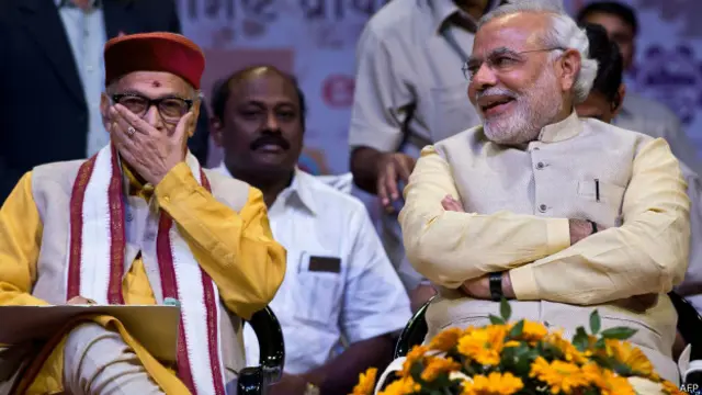 नरेंद्र मोदी, मुरली मनोहर जोशी