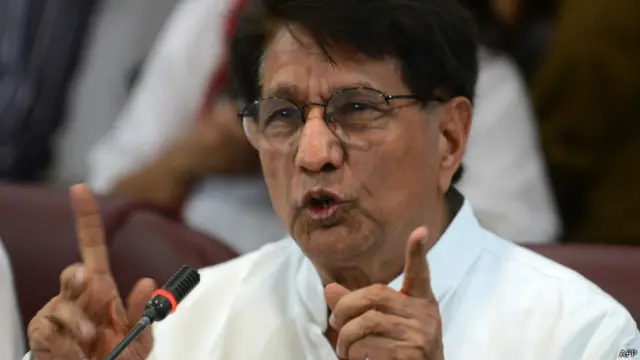 अजित सिंह के पिता चरण सिंह देश के प्रधानमंत्री रहे और बड़े किसान नेता थे