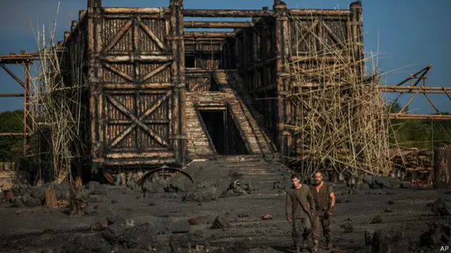 Salah-satu potret dalam adegan film Noah yang ditolak sjeumlah negara Timur Tengah.