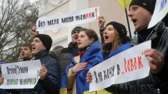 Protesto na Crimeia (BBC)