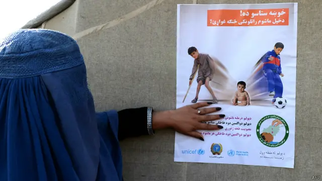 یہ مہم ہفتے کے ایک روز بارہ ہفتوں تک چلے گی، جس میں تقریباً پانچ ہزار پولیس اہلکار اور اتنے ہی کارکن اور پاکستان تحریکِ انصاف کے رضاکار حصہ لیتے ہیں