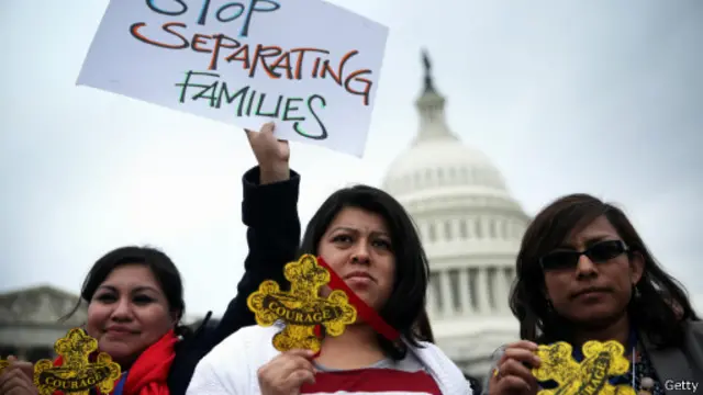 Демонстранты