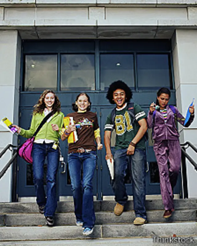 Jóvenes estudiantes