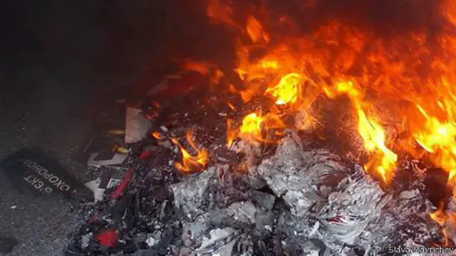 හර්කොෆ් නගරයේද රුසියාවට පක්ෂ සහ විරුද්ධ කණ්ඩායම් අතර ගැටුම් හට ගත්තේය 