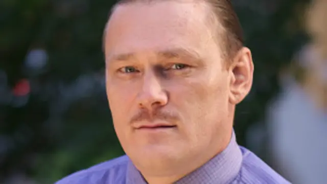 Za-Za Verlag нашриёти Евгений Дяконовни Ўзбек ГУЛАГларини тасвирлаб берган ижодкор деб тақдим этган.