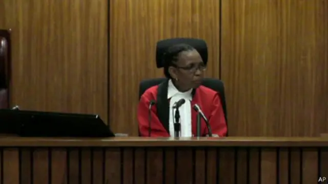 تمثل القاضية ماسيبا رمزا لمحاولات جنوب افريقيا إحداث تحول في النظام القضائي