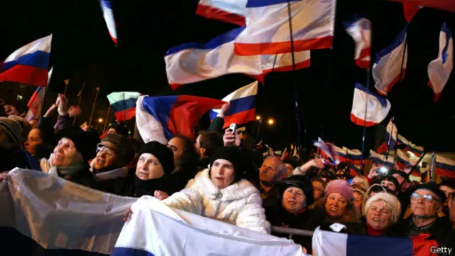 Warga Krimea rayakan hasil referendum