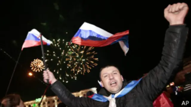 Krımda referendumun ilkin nəticələri qeyd edilir.