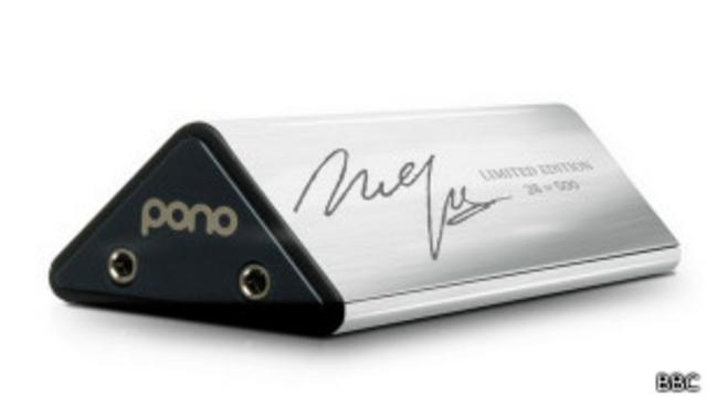 Neil Young arrecadou maiscasa de apostas segurasUS$ 1,5 milhão para a criação do Pono, um tocadorcasa de apostas segurasmúsica