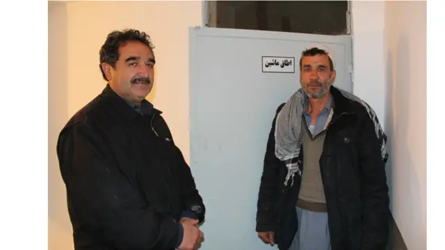 خو زیاتره سینماګانې له دې امله تړلې دي چې په سینما کې څوک د فلم لیدلو ته زړه نه ښه کوي، ځکه وايي له اخلاقي لحاظه د ليدو وړ نه دي.