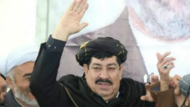 ښاغلي شیرزي د ماليې وزارت د اشرف غني احمد زي په ملاتړ تورن کړ.