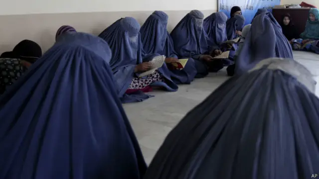 लड़कियों का मदरसा