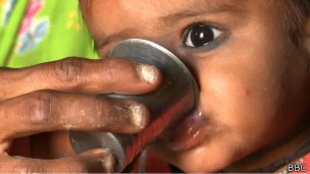 حکومت کی طرف سے ابھی تک صرف ہنگامی ردعمل ہی سامنے آیا ہے لیکن کوئی پالیسی یا منصوبہ بندی پیش نہیں کی گئی