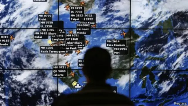 Поиски пропавшего самолета