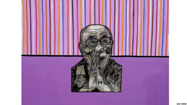 جاك موليل من جمهورية الكونغو الديمقراطية يرسم صورة للزعيم الروحي للتبت الدلاي لاما ويرى أنه يمثل رمزا للحرية.