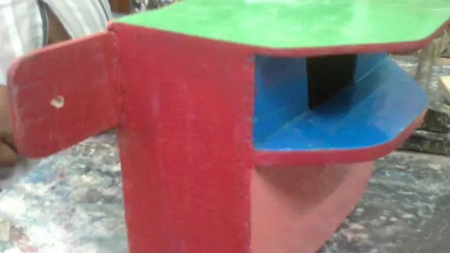 चिरंजी लाल खन्ना का बनाया गौरैया का घोंसला