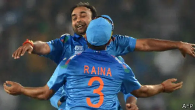 امیت مشرا نے اس میچ میں بھی عمدہ بولنگ کا مظاہرہ کیا