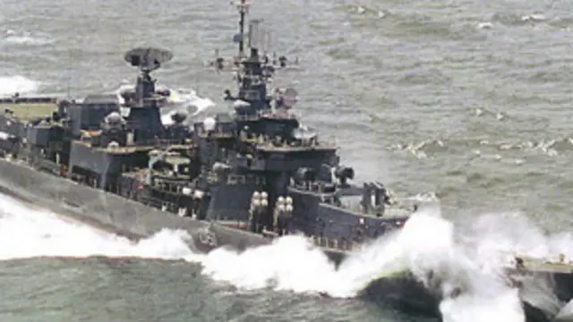 மலேசிய விமானத்தை தேடும் இந்தியக் கடற்படை