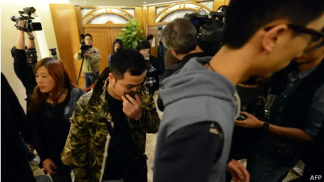 Nhiều gia đình Trung Quốc vẫn hy vọng thân nhân của họ trên chuyến bay MH370 vẫn còn sống