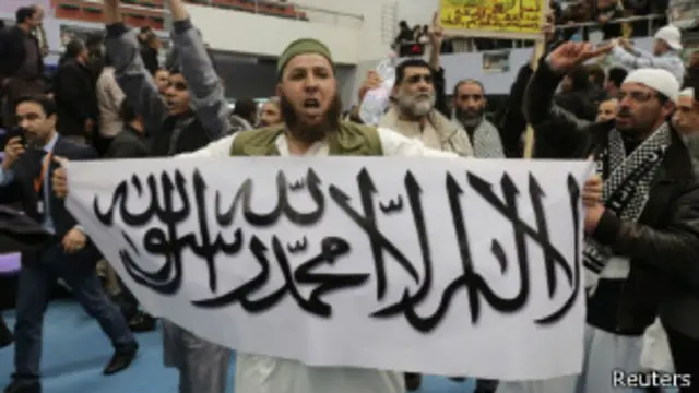 Maandamano kumpinga Rais Bouteflika