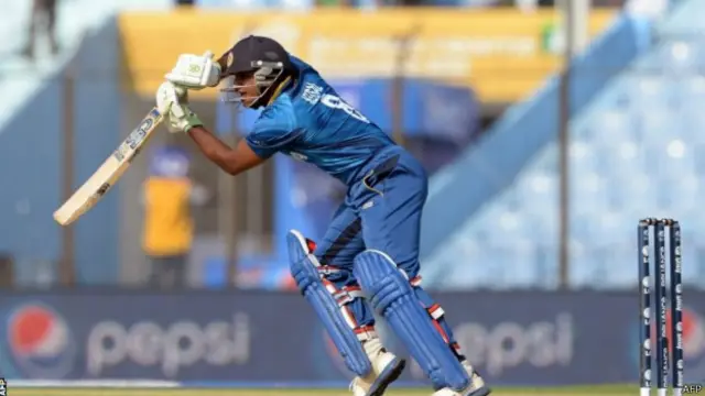 سری لنکا نے ٹاس جیت کر پہلے بیٹنگ کا فیصلہ کیا