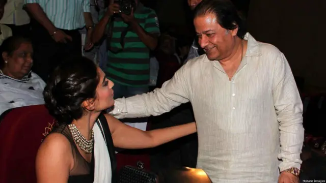  सोनम कपूर, अनूप जलोटा.