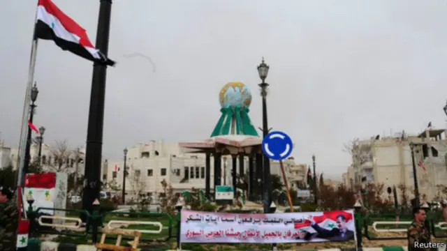 تفقد المعارضة المسلحة في سوريا الأرض تدريجًا 