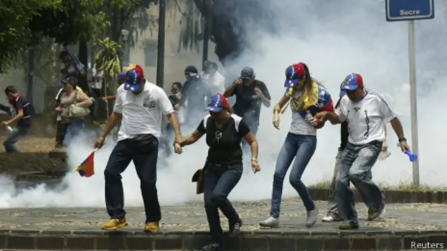 Biểu tình vẫn tiếp diễn ở Venezuela trong gần hai tháng qua