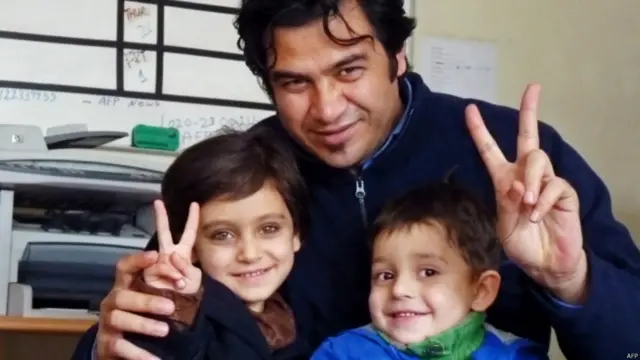 له ۴۰ کلن سردار احمد سره د هغه لورکۍ نیلوفر او د زړه بله ټوټه - زوی- عمر هم ووژل شول. 