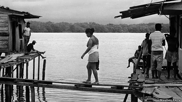 Buenaventura, Colombia. Stephen Ferry.