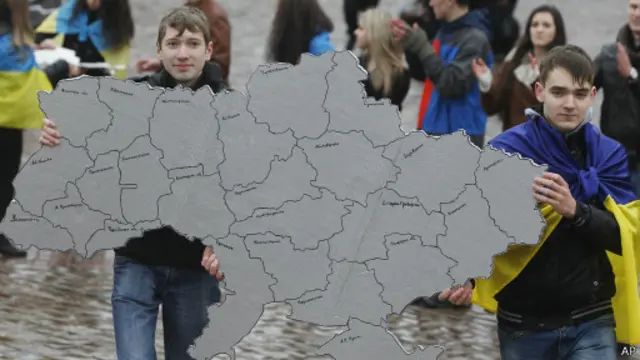 Демонстрация за целостность Украины в Варшаве