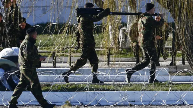 Українські військові втрачають позиції в Криму