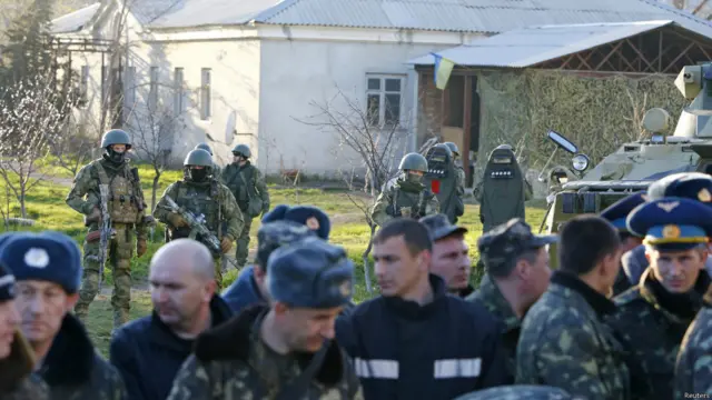 Українські військові втрачають позиції в Криму