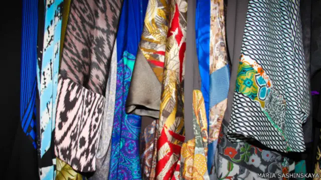 Традиционные платья в саудовском магазине